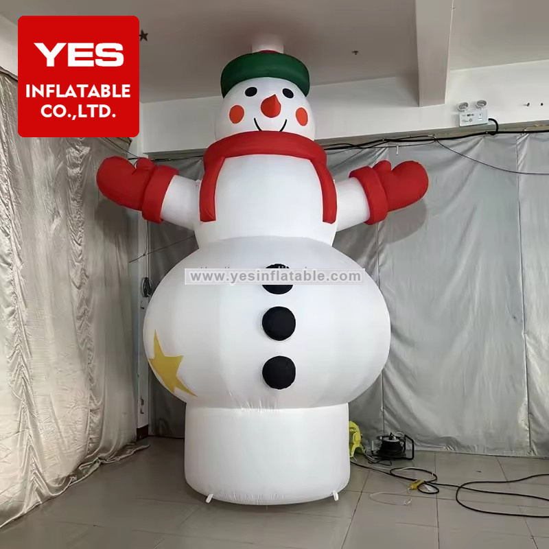 New Design Giant Christmas Inflatable Snow Man