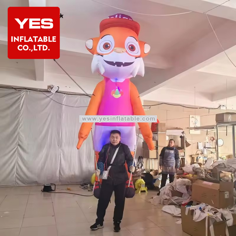 Outdoor Inflatable Animal Costume Inflatable Fox Puppet With Led Light