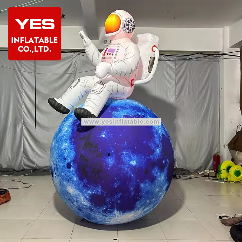 Custom Inflatable Ball Model Inflatable Planet With Spaceman