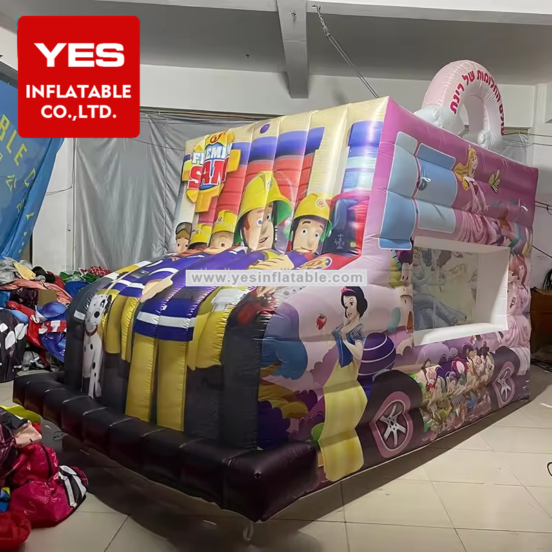 Custom Inflatable Cartoon Tent Inflatable Fairy Tale Car Kiosk Giant Inflatable Car Booth   For Sale