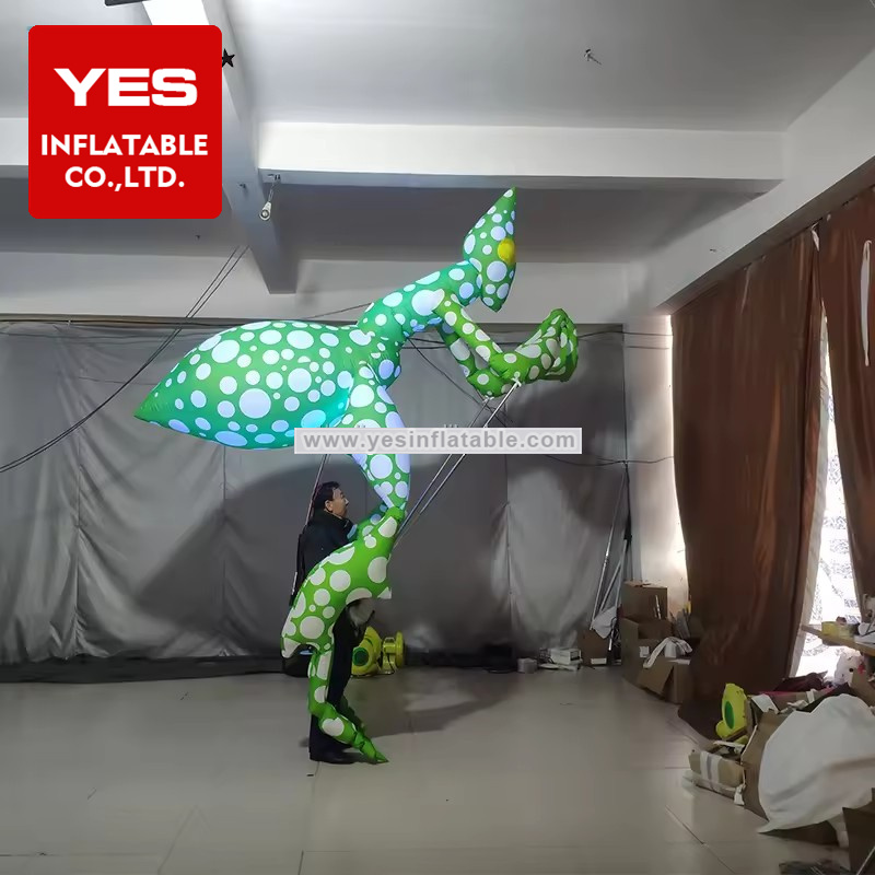 Green Inflatable Led Light Insect Costumes Inflatable Mantis Costume Puppet For Outdoor Decorations