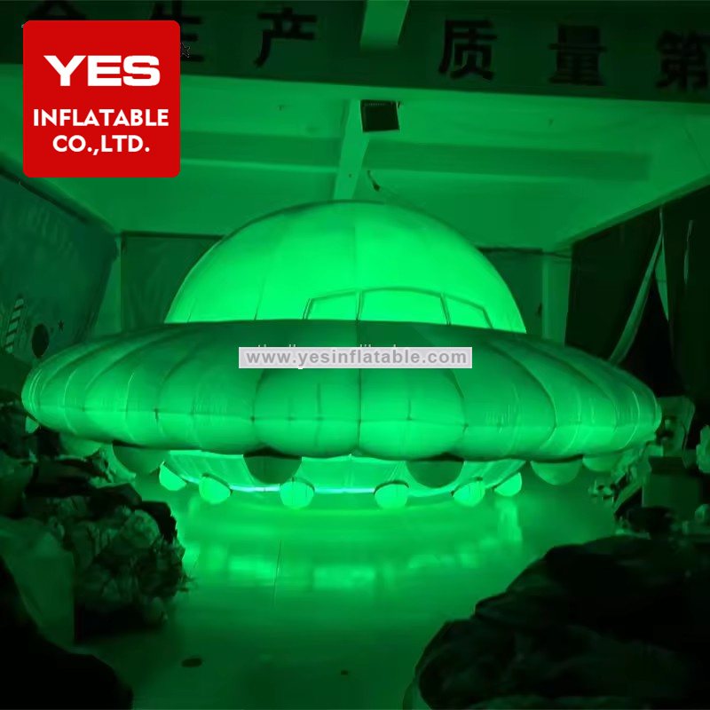 giant outdoor decoration UFO LED lighting inflatable alien spaceship