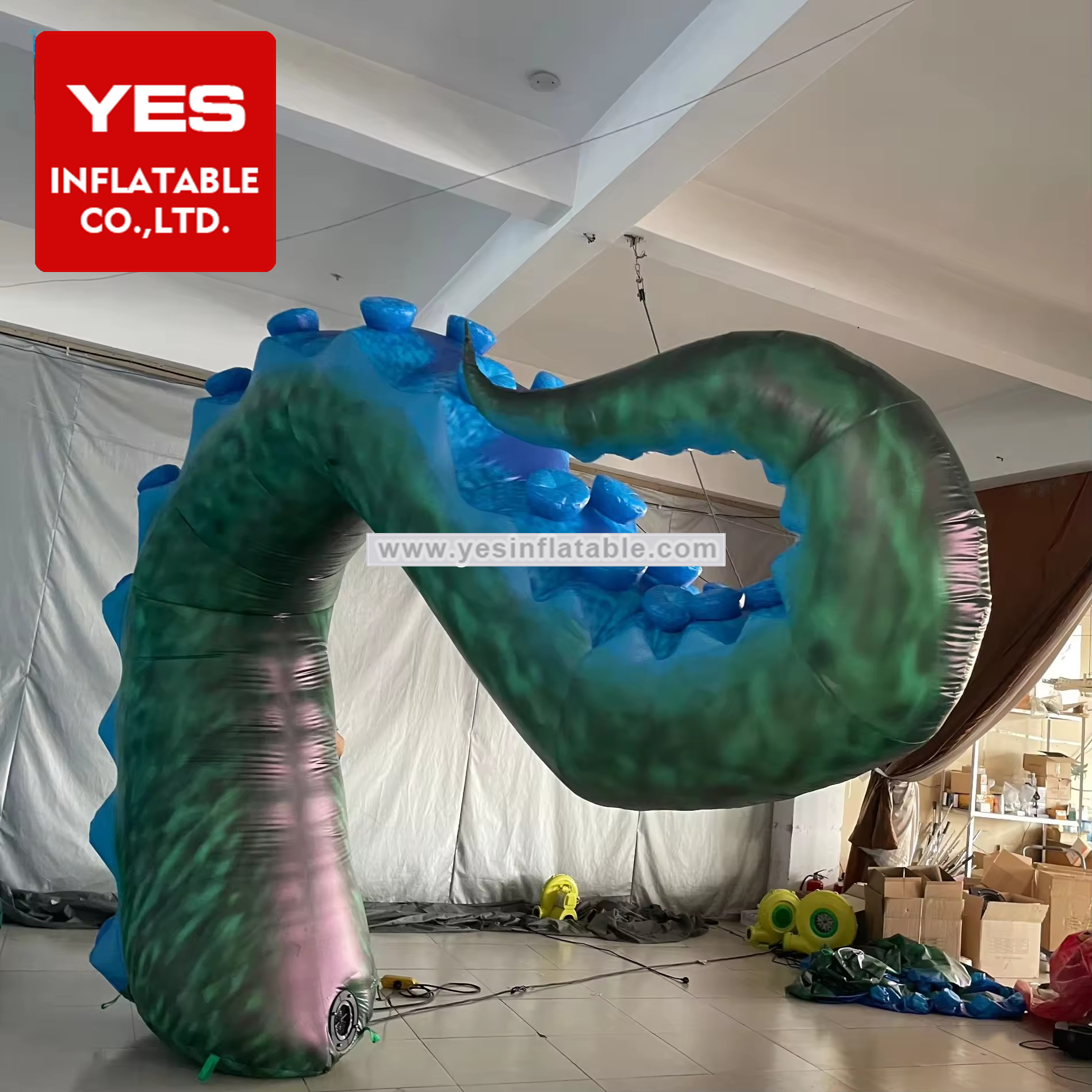 Customized Building Roof Decoration Inflatable Octopus Tentacles