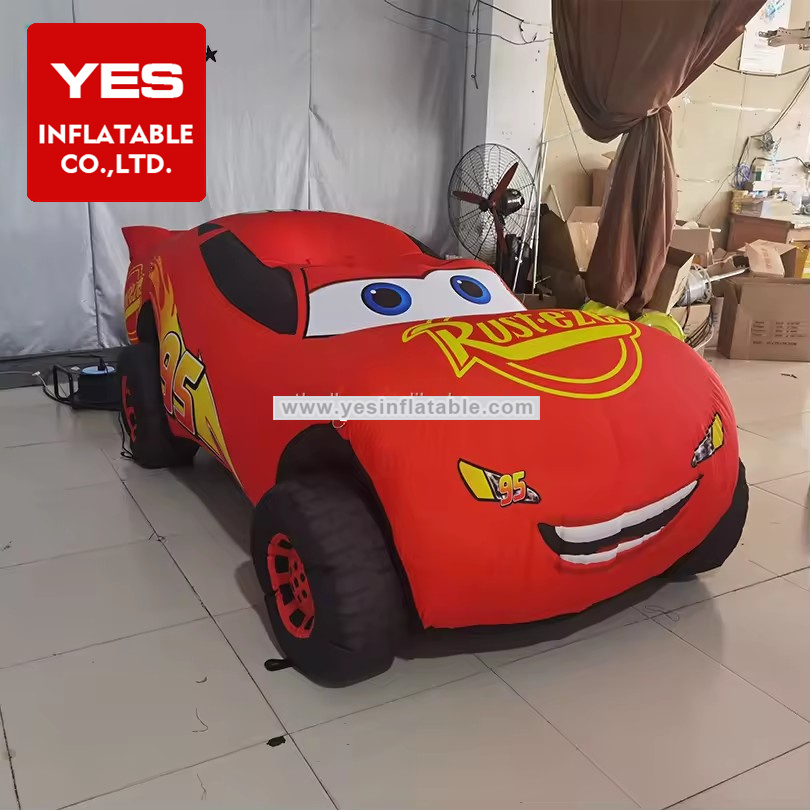 Custom color logo shaped giant inflatable cartoon car