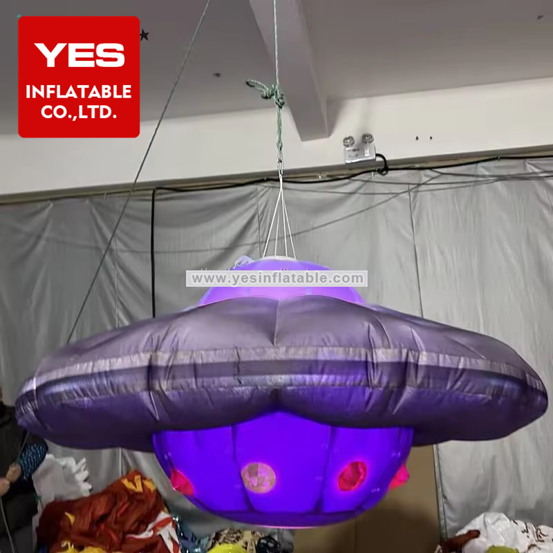 Customized Led Inflatable Cartoon Air Vehicle Space Theme Party Decoration Inflatable Airship