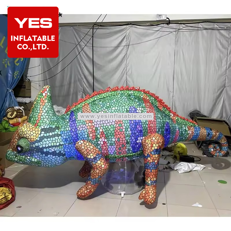 Custom Inflatable Lizard Advertising Model Inflatable Chameleon With Led Light