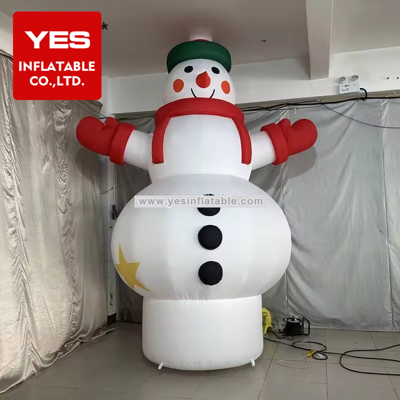 New Design Christmas Decoration Red Scarf Gloves Green Hat Inflatable Snow Man