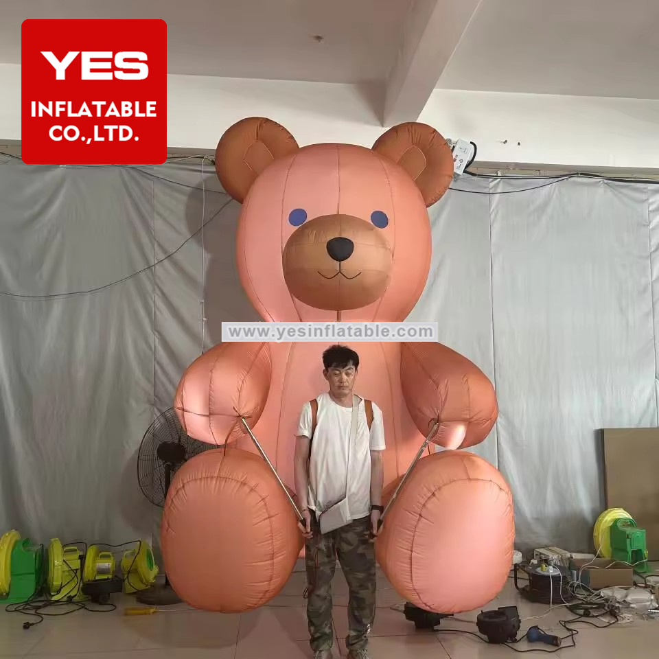 Giant Inflatable Mascot Costume Parade Inflatable Brown Bear Puppet With Led Light