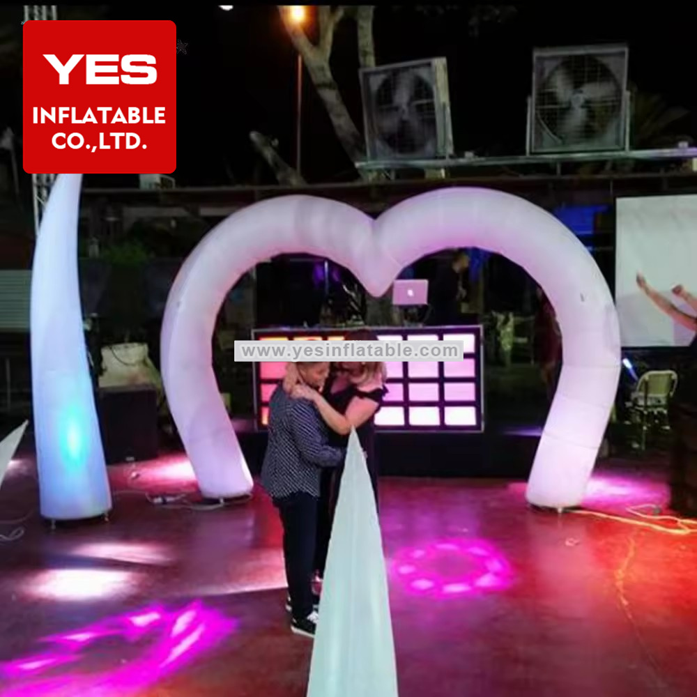 Hot Sale Valentine’S Day Inflatable Heart Wedding Arch With Led Light For Sale