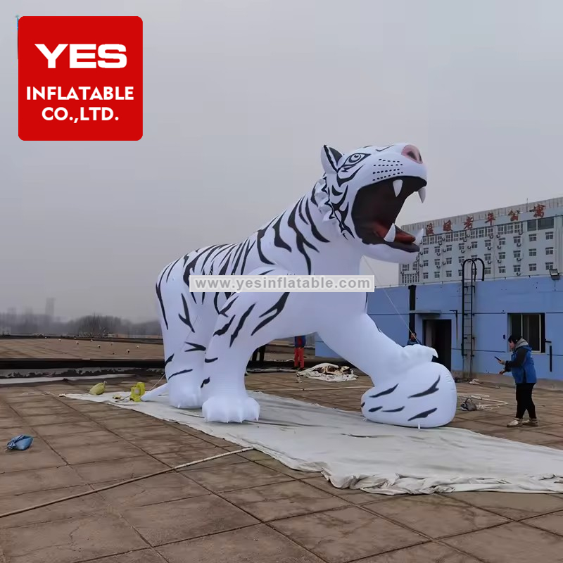 Hot Sale Inflatable White Tiger Amusement Square Parade Inflatable Cartoon Animal