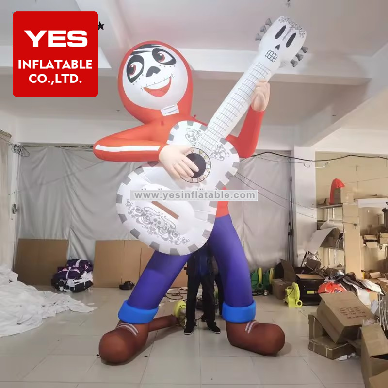 Customized Play Guitar Inflatable Cartoon Charater For Advertising