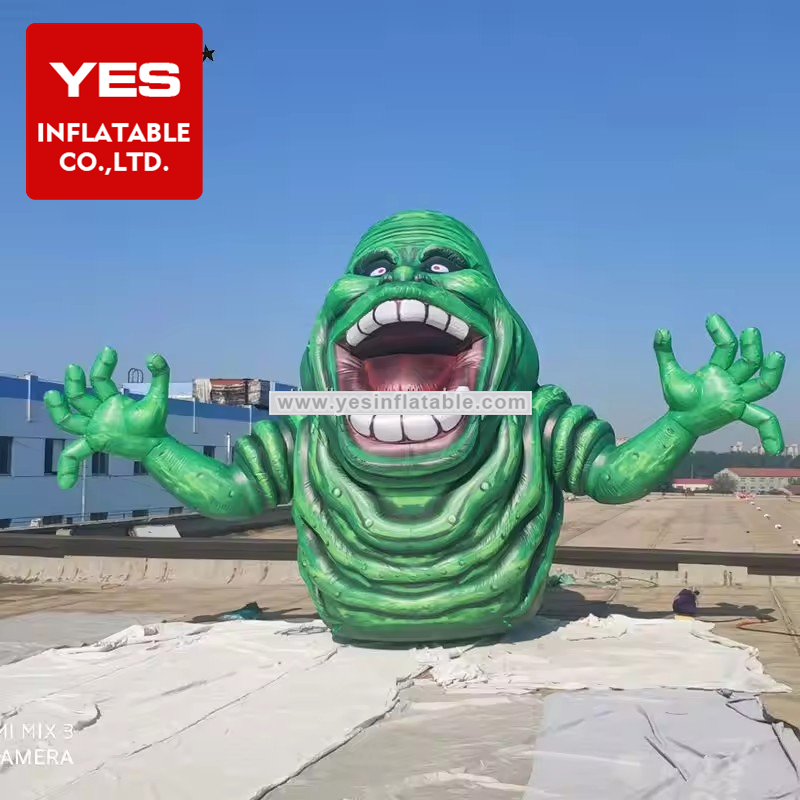 Hilarious Halloween Inflatable Decorations Inflatable Green Monsters For Party Event